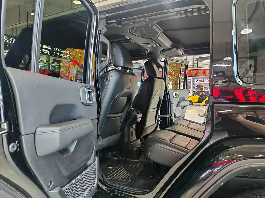 Wrangler 2022 2.0T Highlander Four-Door Edition купить на сайте DeffCars