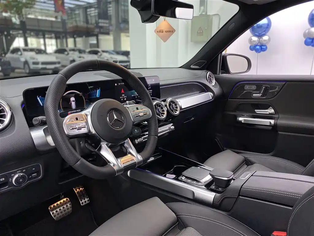 Mercedes-Benz GLB AMG 2022 AMG GLB 35 4MATIC купить на сайте DeffCars