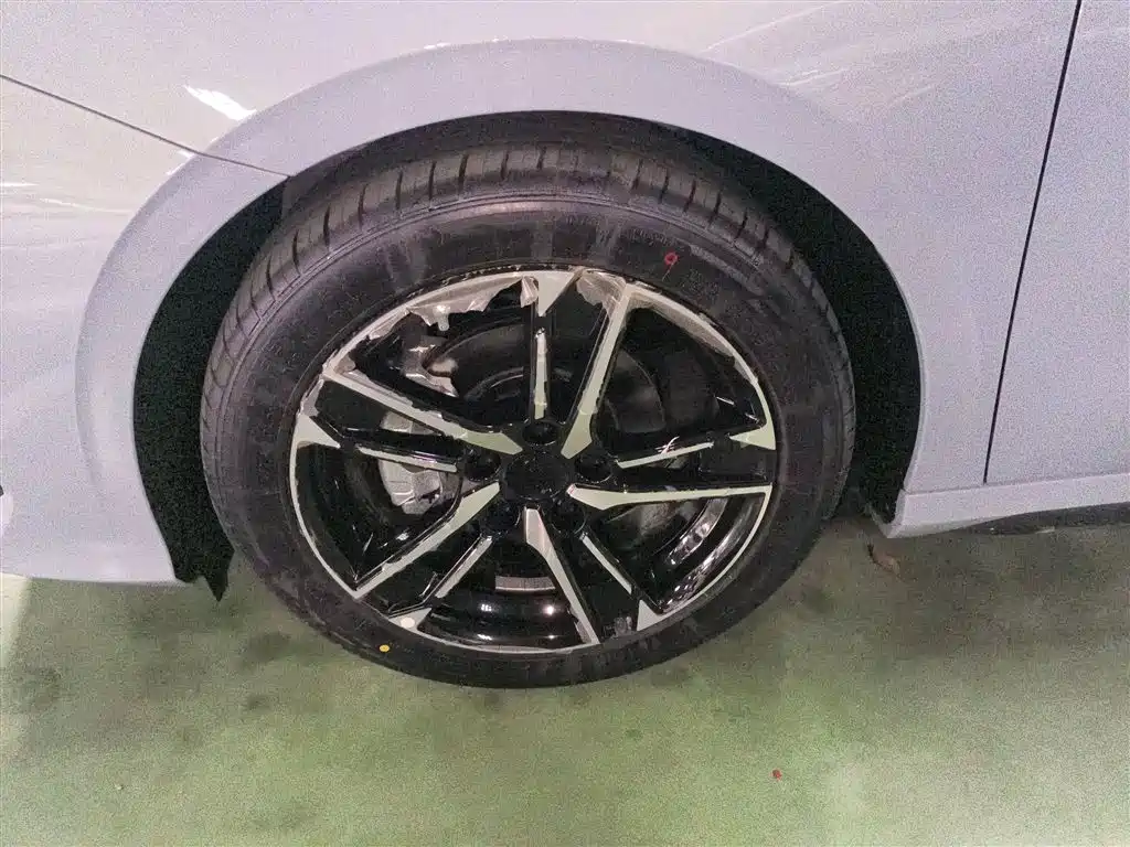 Binrui 2024 Binrui COOL 1.5T DCT Dragon Edition купить на сайте DeffCars