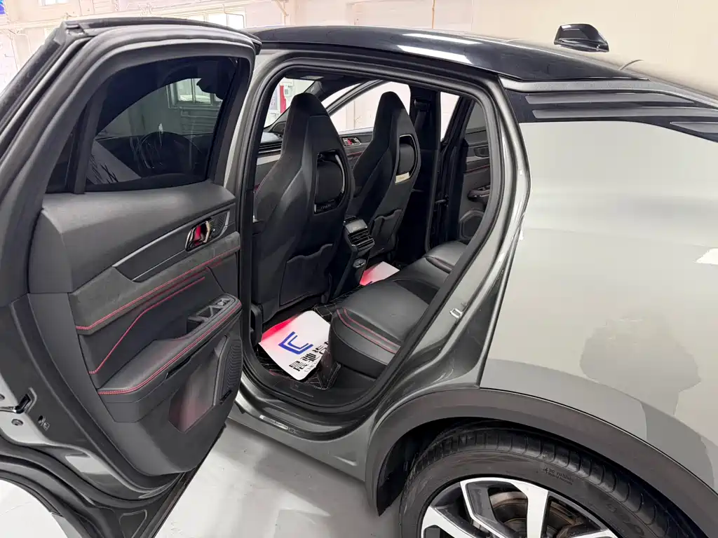 Lynk & Co 05 2020 2.0TD four-wheel drive Halo купить на сайте DeffCars