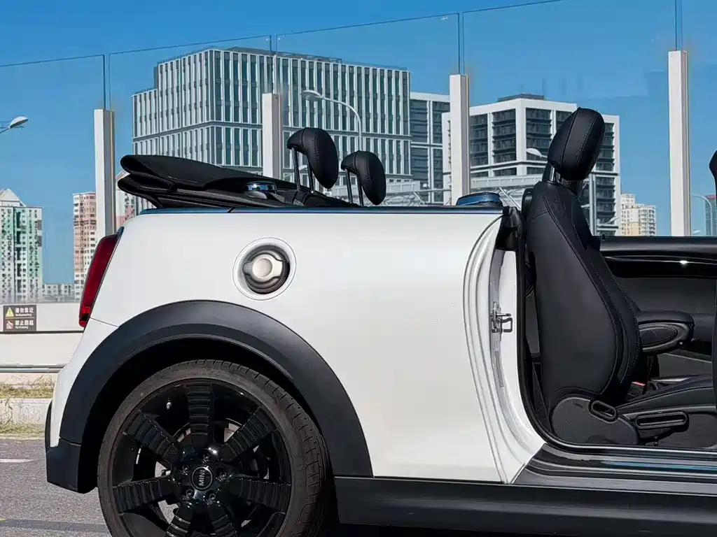 MINI 2023 2.0T COOPER S CABRIO King's Cross Special Edition купить на сайте DeffCars
