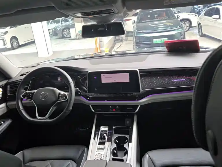 Touron 2024 380TSI four-wheel drive luxury version купить на сайте DeffCars