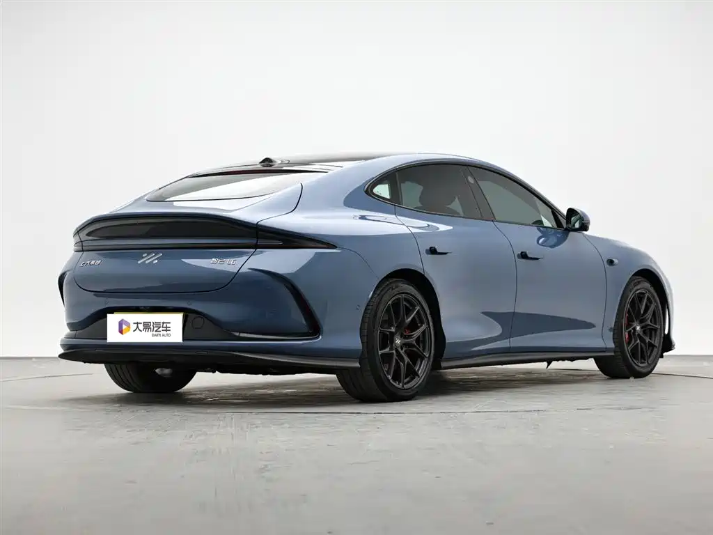 Zhiji L6 2024 Max Standard Edition купить на сайте DeffCars