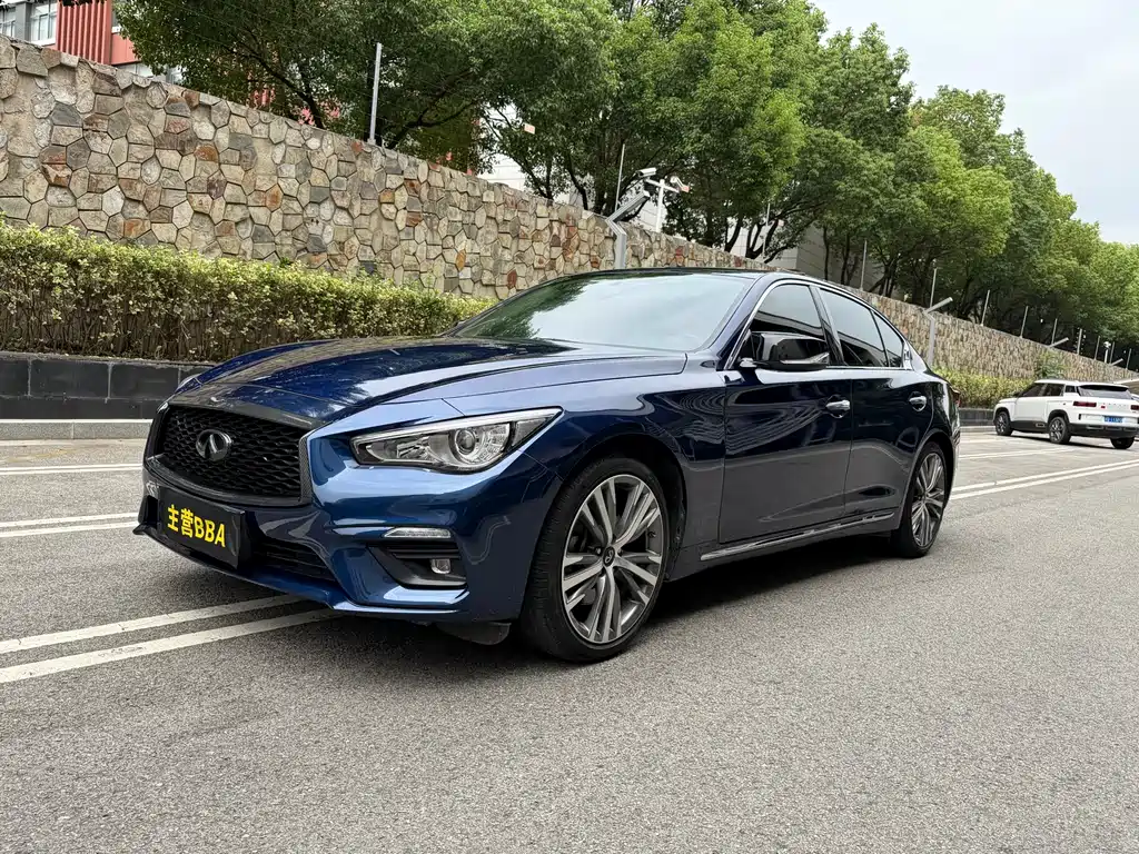 Infiniti Q50L 2018 2.0T Comfort Edition National VI купить на сайте DeffCars
