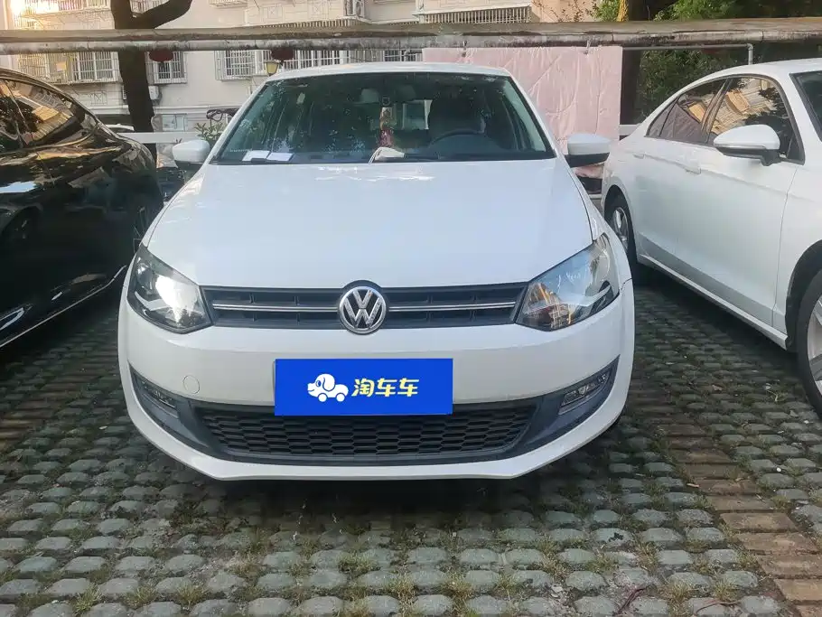 Polo 2013 1.4L automatic comfort version купить на сайте DeffCars