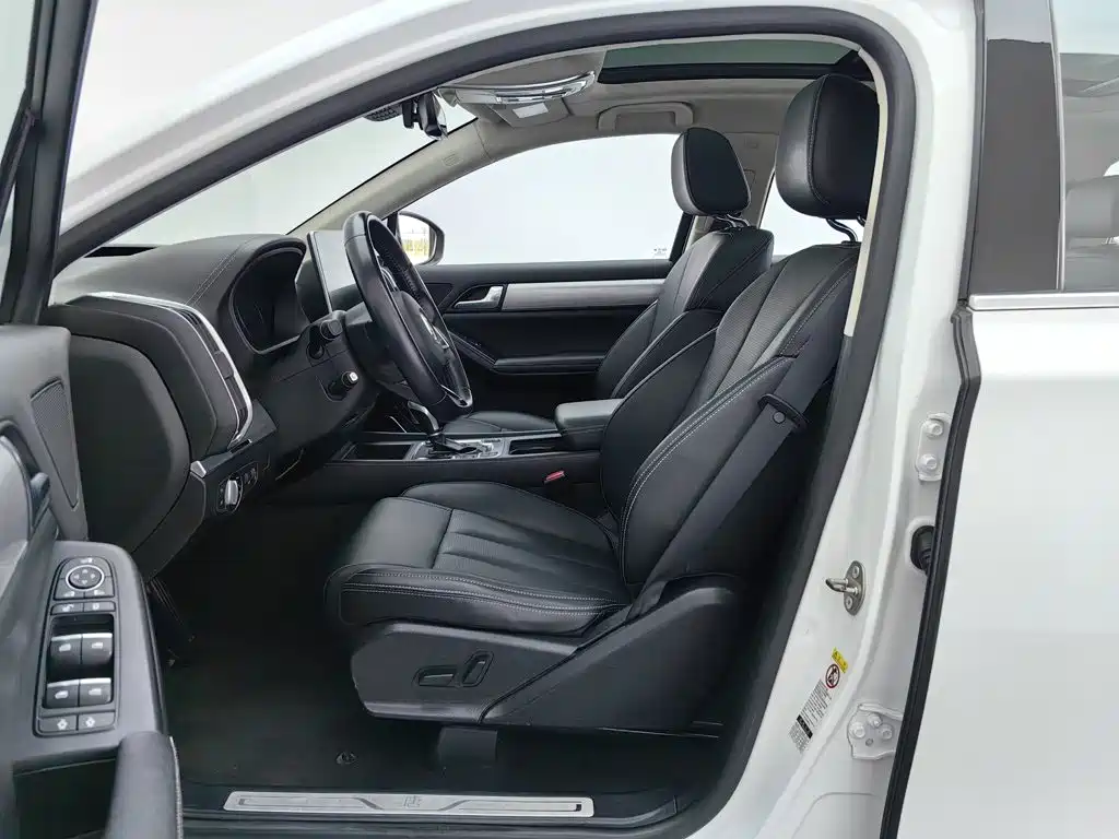 Tang 2018 2.0T Automatic Intelligent Premium Model 7 Seats National V купить на сайте DeffCars