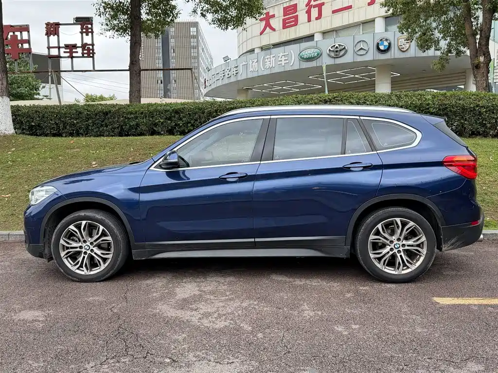 BMW X1 2019 sDrive20Li Leading Model купить на сайте DeffCars