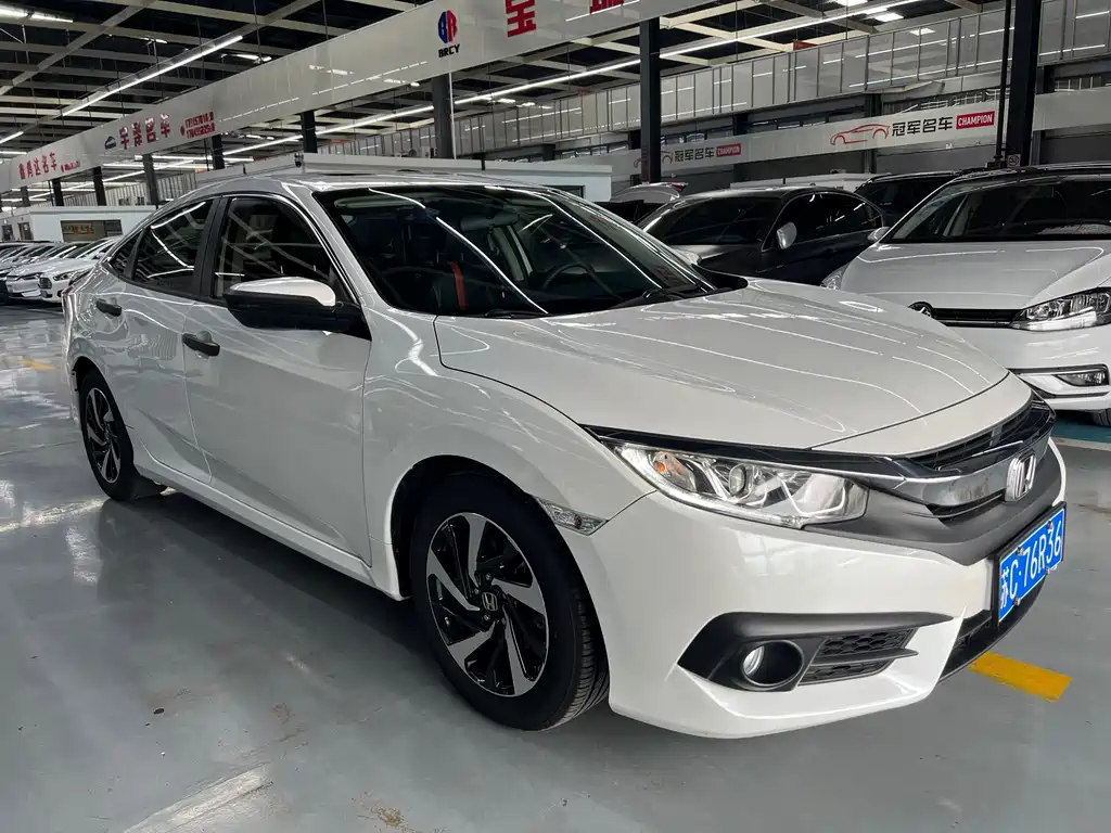 Civic 2016 220TURBO CVT Deluxe Edition купить на сайте DeffCars