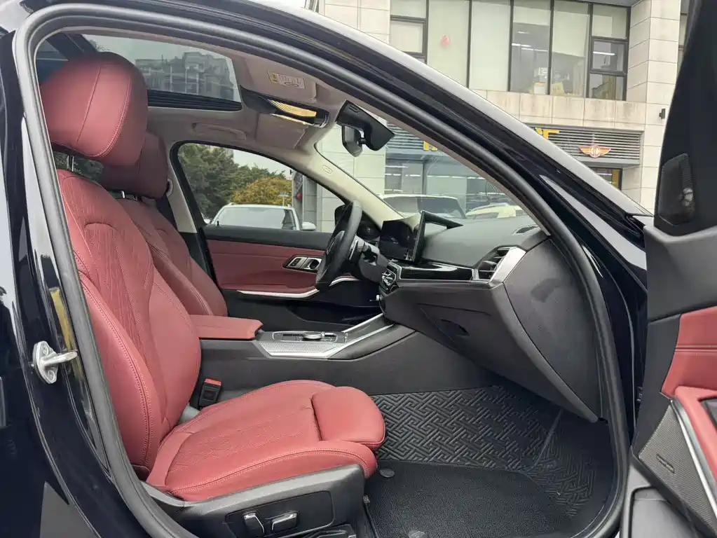 BMW 3 Series 2024 325Li M Sports Night Package купить на сайте DeffCars