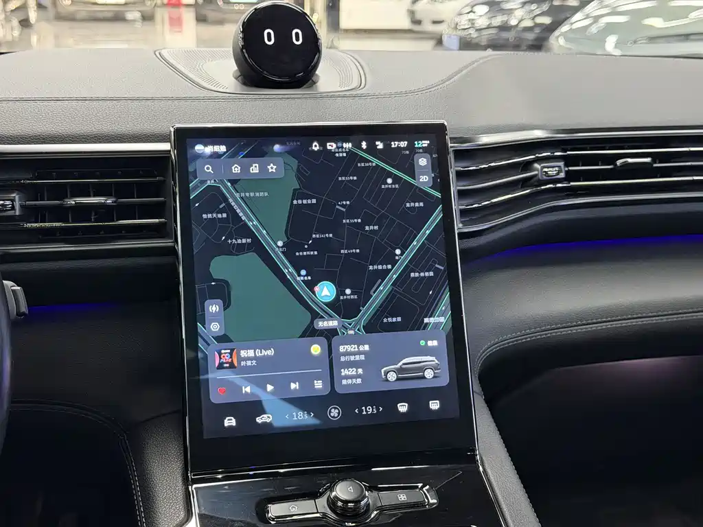 NIO ES8 2020 580KM six-seater version купить на сайте DeffCars