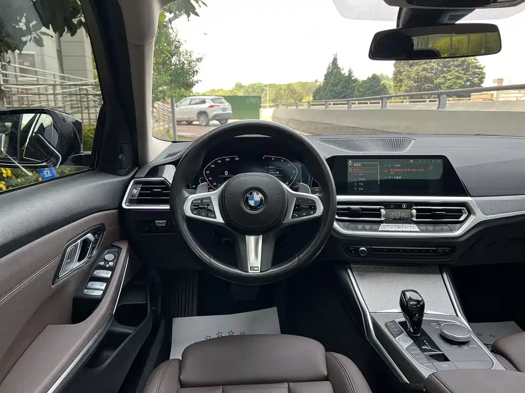 BMW 3 Series 2021 325i M Sports Night Package купить на сайте DeffCars