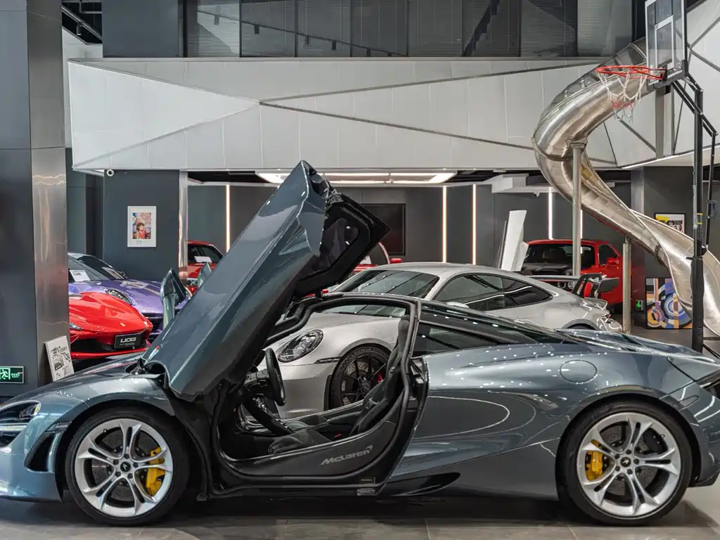 McLaren 720S 2019 4.0T Coupe купить на сайте DeffCars