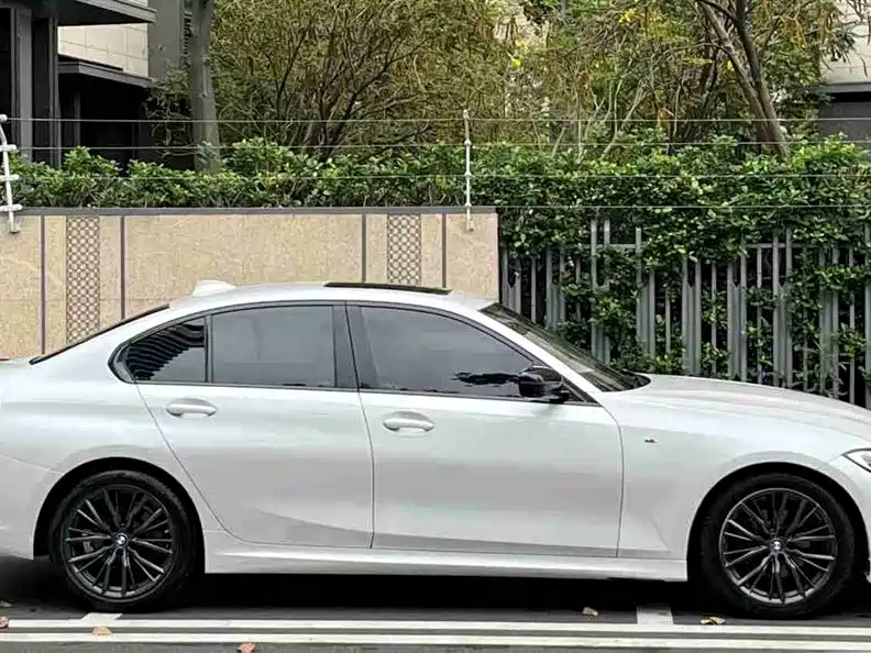 BMW 3 Series 2021 325i M Sports Night Package купить на сайте DeffCars