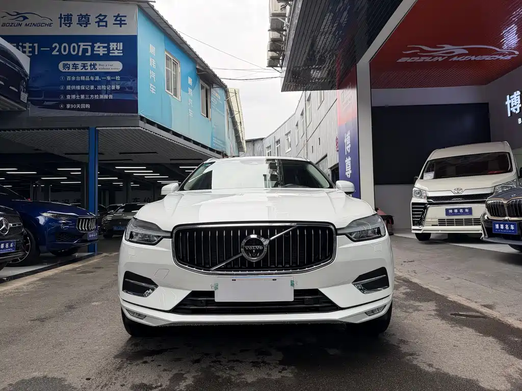 Volvo XC60 2018 T5 four-wheel drive Zhiya Luxury Edition купить на сайте DeffCars