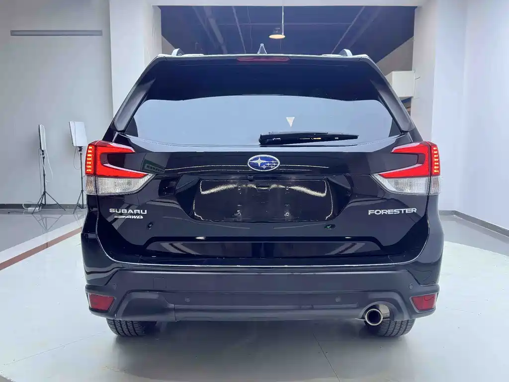 Forester 2021 2.0i Deluxe Edition EyeSight купить на сайте DeffCars
