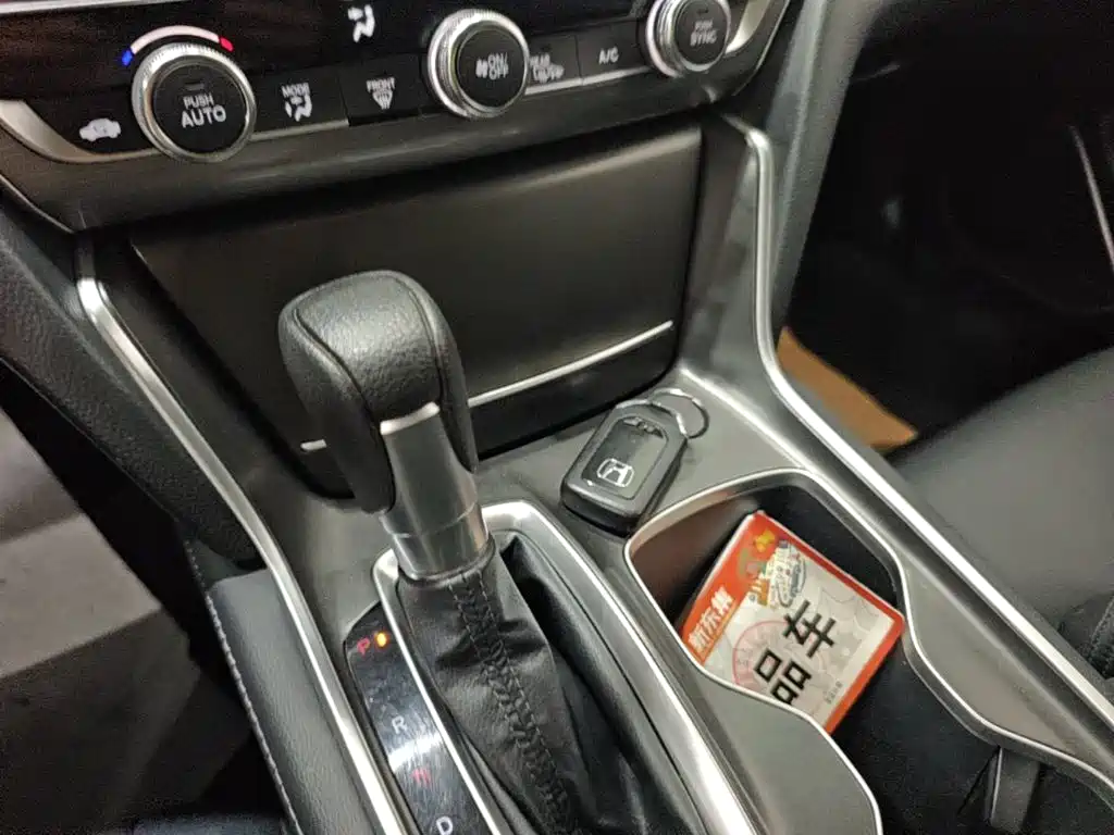 Accord 2022 260TURBO Deluxe Edition купить на сайте DeffCars