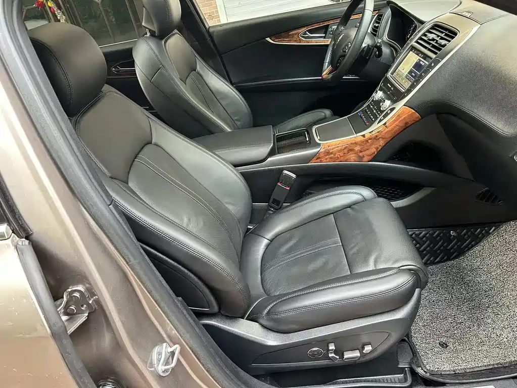 Lincoln MKX 2018 2.7T four-wheel drive premium version купить на сайте DeffCars