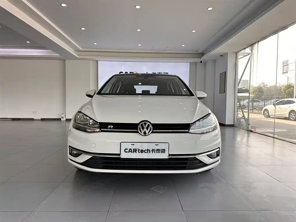 Golf 2019 280TSI DSG comfort model National VI купить на сайте DeffCars