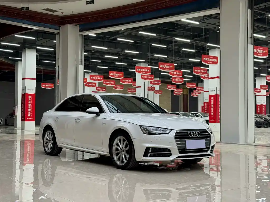 Audi A4L 2018 30th Anniversary Model 40 TFSI Fashion Model купить на сайте DeffCars