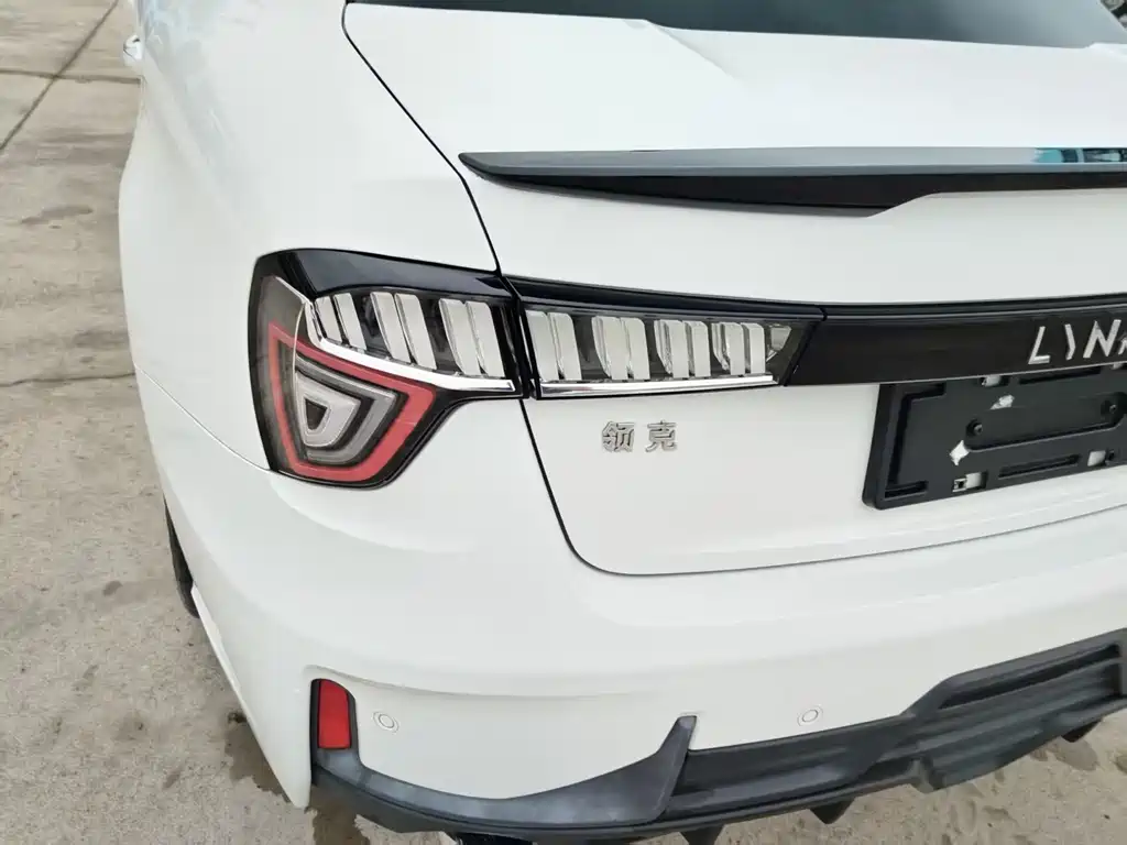 Lynk & Co 03 2018 1.5TD DCT Jin Pro Edition National V купить на сайте DeffCars