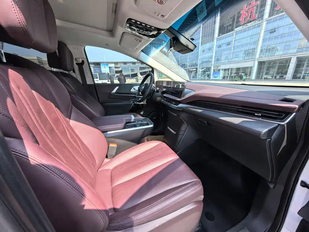 Century 2023 2.0T seven-seat Yuanshi Edition купить на сайте DeffCars