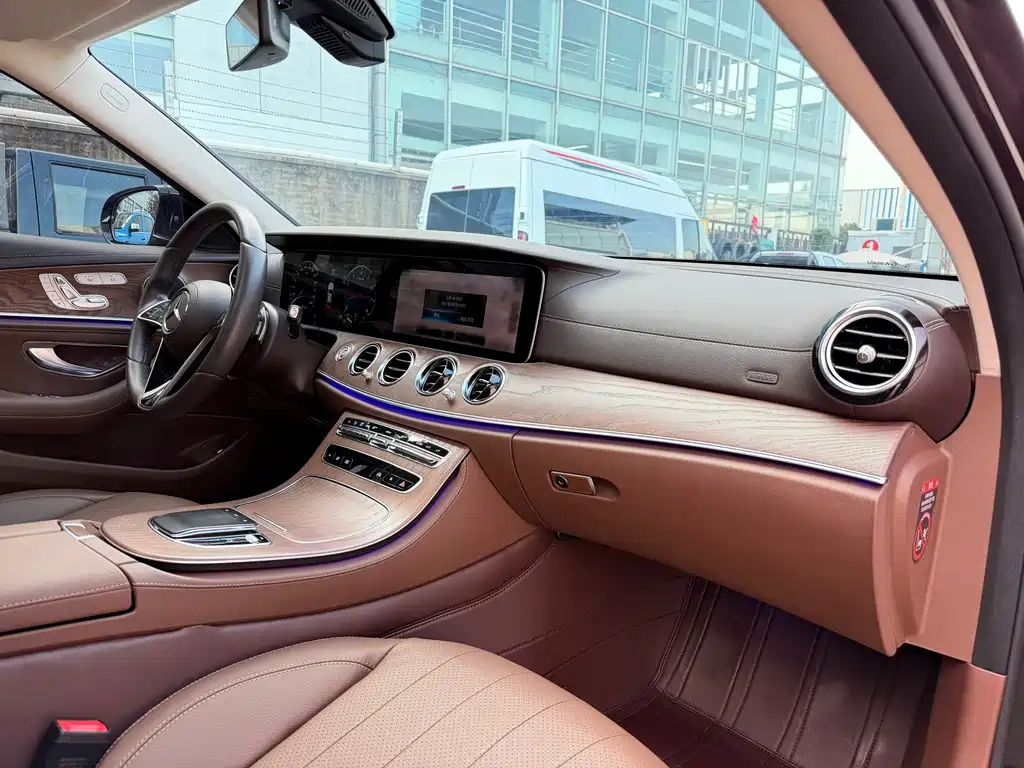 Mercedes-Benz E-Class 2022 Model Three E 300 L Fashion Model купить на сайте DeffCars