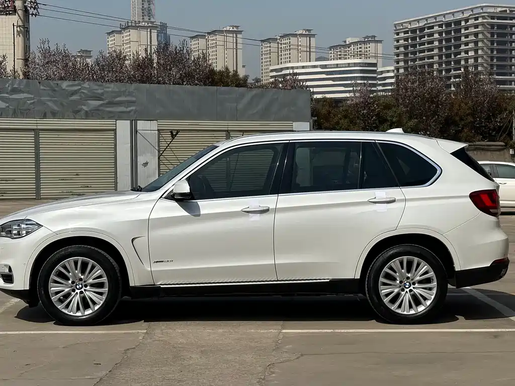 BMW X5 imported 2017 xDrive28i купить на сайте DeffCars