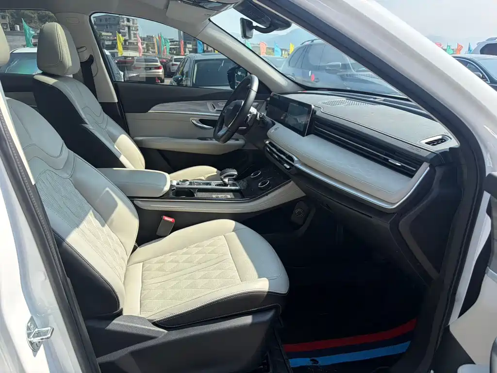 Jietu X70 PLUS 2023 2.0T DCT Powerful MAX 5-seater купить на сайте DeffCars