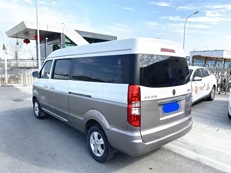 New Hiace X30L 2019 1.5L Fortune Edition National VI SWC15M купить на сайте DeffCars