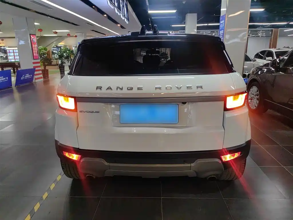 Range Rover Evoque 2017 2.0T SE Zhiyao Edition купить на сайте DeffCars
