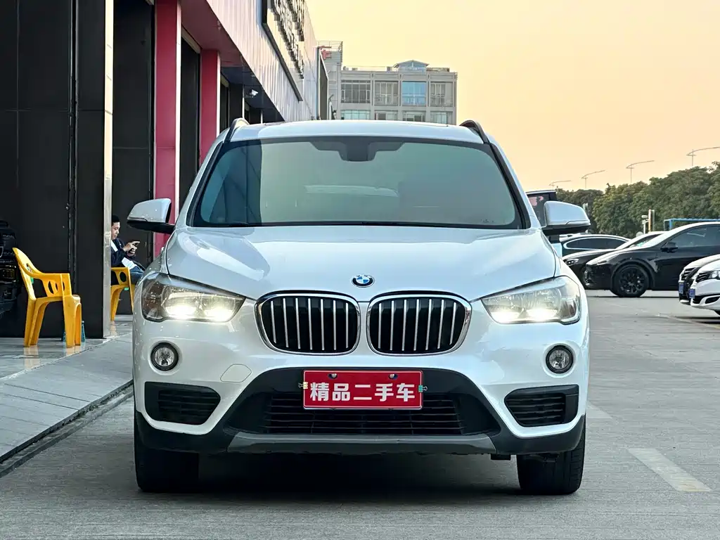 BMW X1 2016 sDrive18Li Fashion Model купить на сайте DeffCars