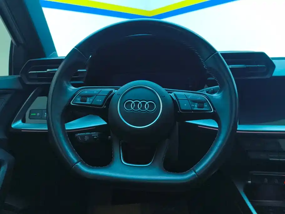 Audi A3 2024 A3L Limousine 35 TFSI Fashionable and Sporty купить на сайте DeffCars