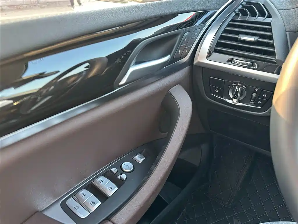 BMW X3 2019 xDrive25i M Sports Package купить на сайте DeffCars
