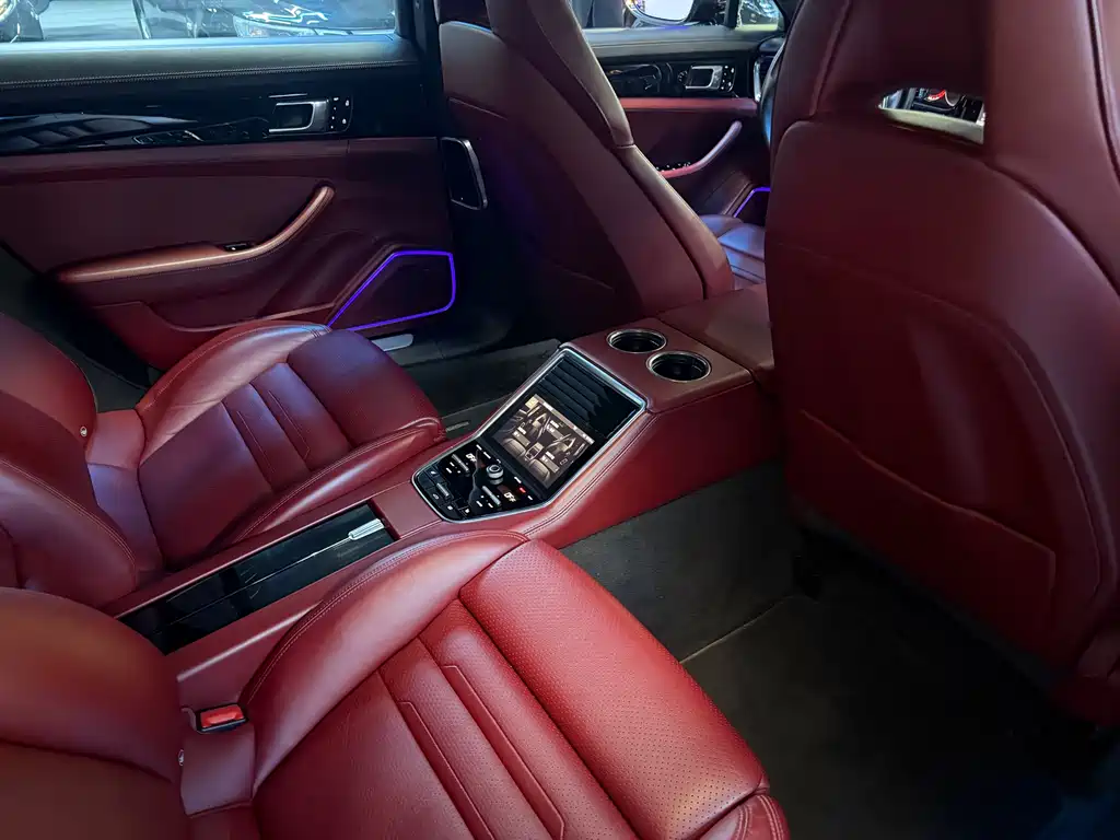 Panamera 2019 Panamera Executive Extended Edition 2.9T купить на сайте DeffCars