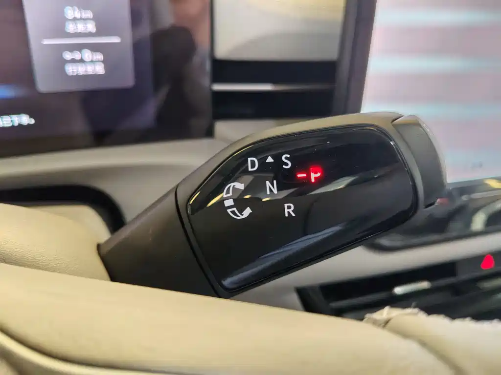 Lavida 2026 Pro 300TSI Starry Sky Intelligent Edition купить на сайте DeffCars