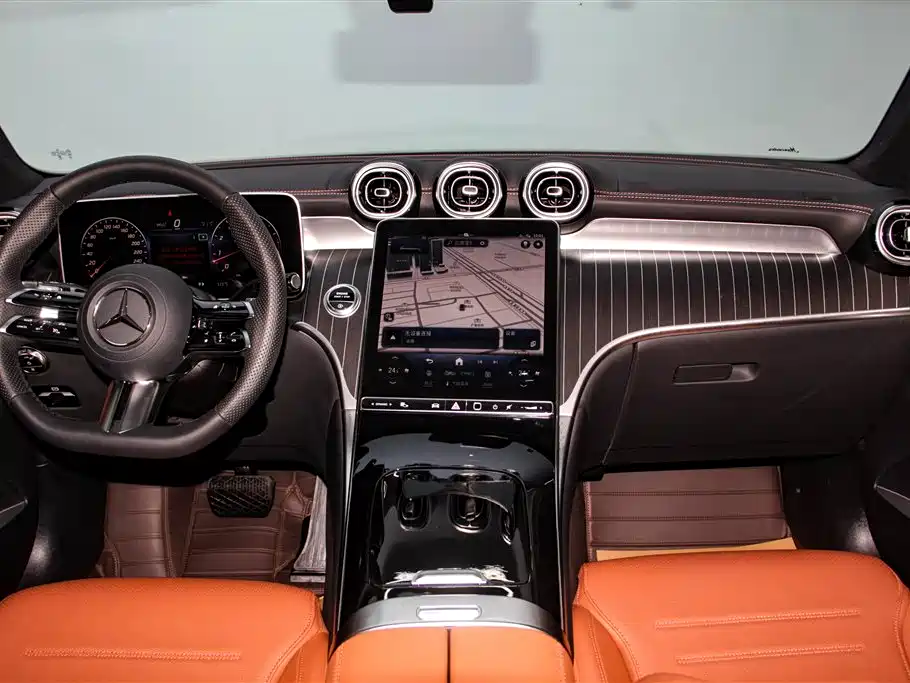 Mercedes-Benz GLC 2024 GLC 260 L 4MATIC luxury model 5 seats купить на сайте DeffCars