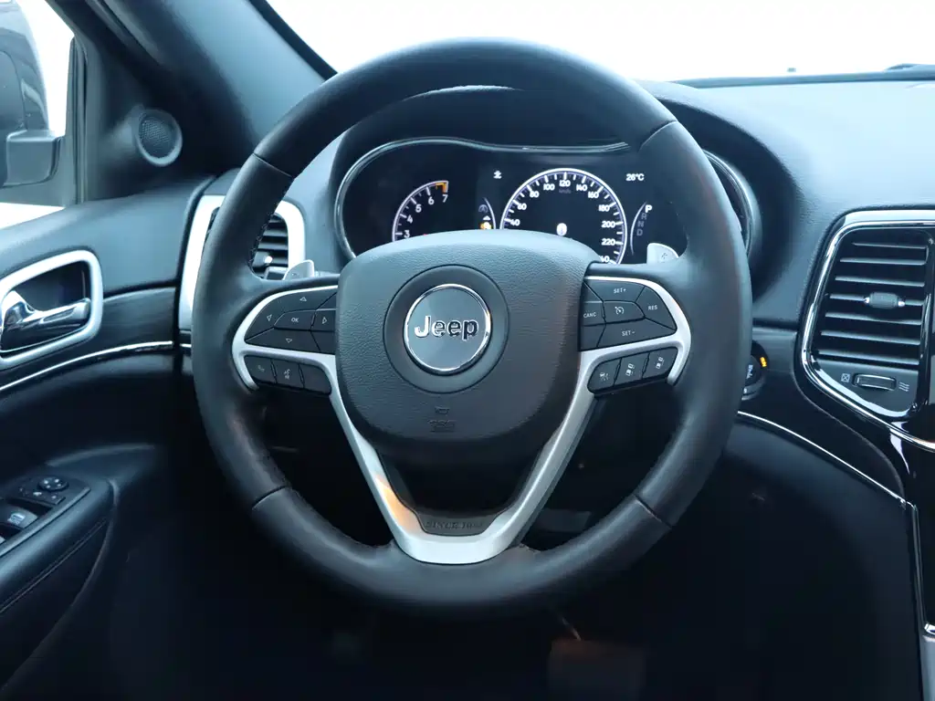 Grand Cherokee imported 2020 3.0L Elite Navigation Edition купить на сайте DeffCars