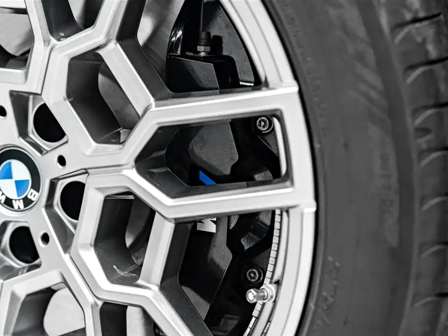 BMW XM 2023 50e купить на сайте DeffCars