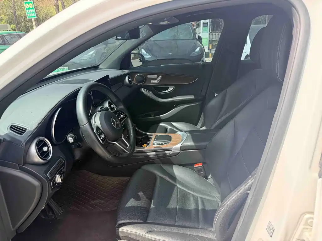 Mercedes-Benz GLC 2021 GLC 260 L 4MATIC luxury model купить на сайте DeffCars