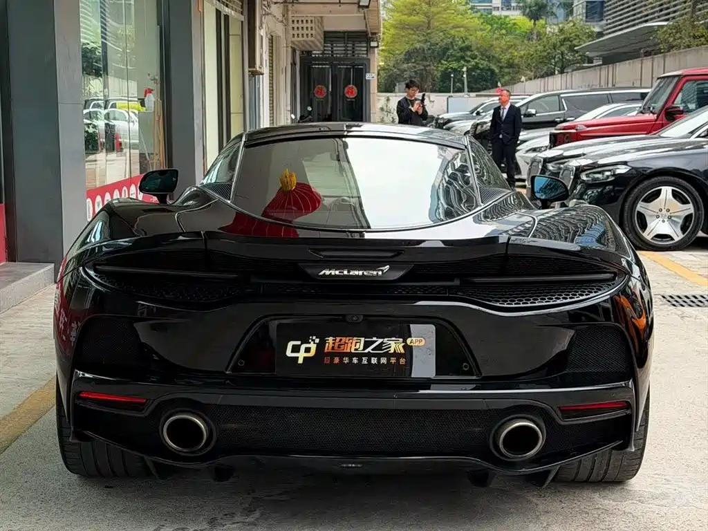 McLaren GT 2019 4.0T standard model купить на сайте DeffCars
