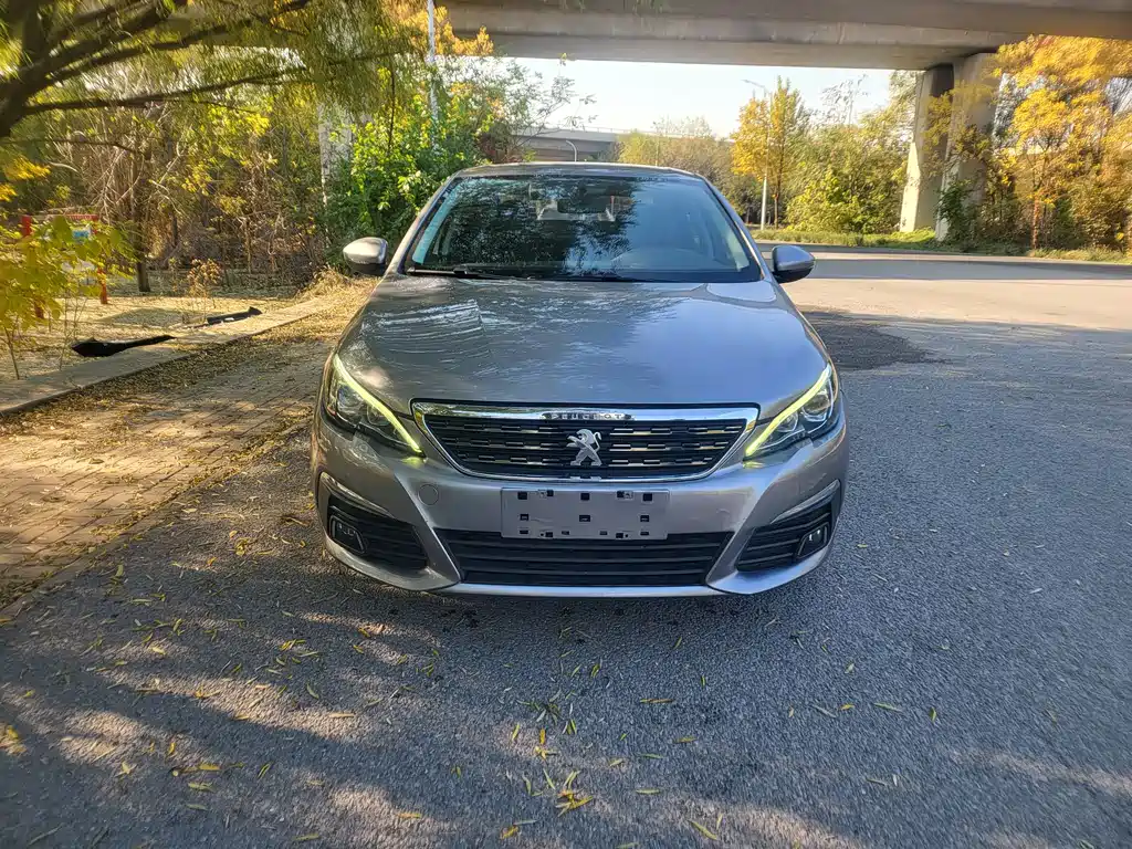 Peugeot 308 2016 1.6L automatic luxury version купить на сайте DeffCars