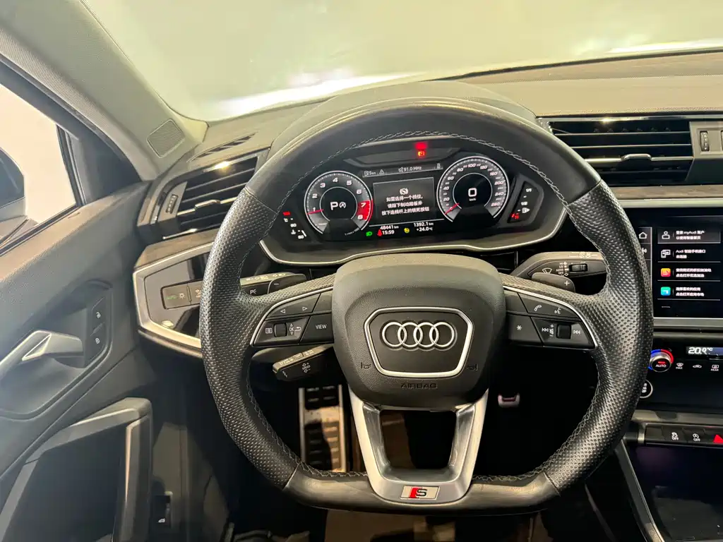 Audi Q3 Sportback 2023 45 TFSI quattro fashionable model купить на сайте DeffCars
