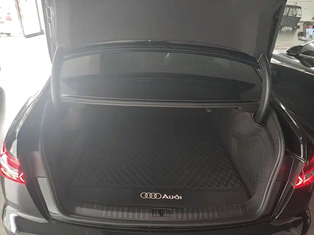 The Audi A6L 2019 45 TFSI is sporty купить на сайте DeffCars