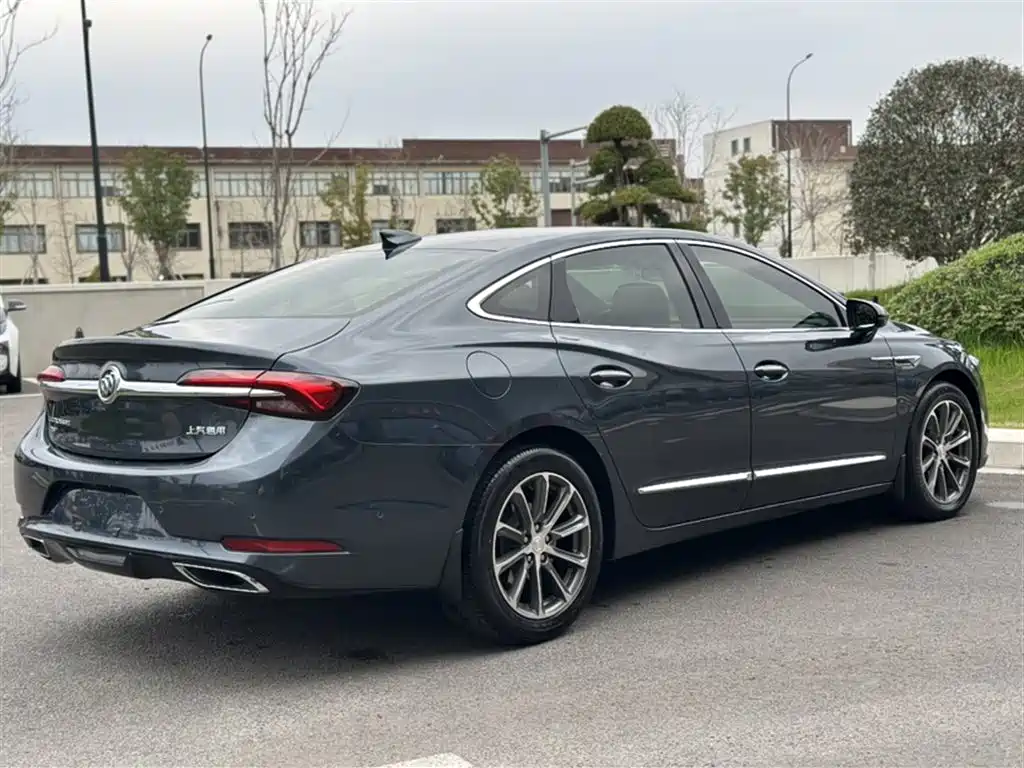 LaCrosse 2019 28T Premium Model купить на сайте DeffCars
