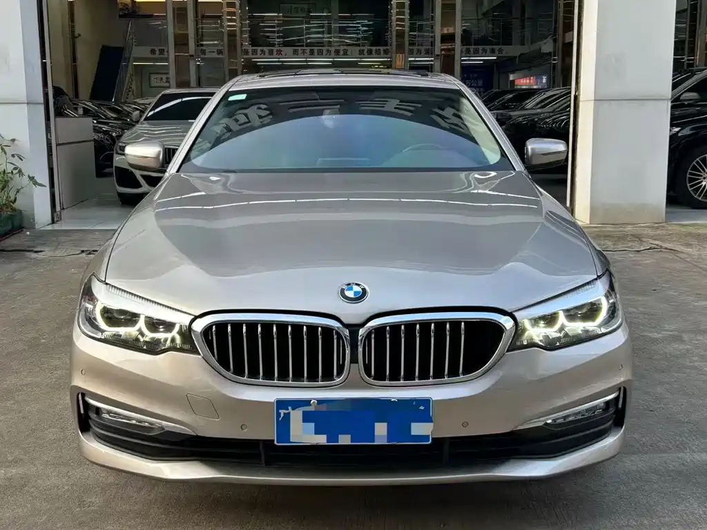 BMW 5 Series 2018 528Li Special Edition launched купить на сайте DeffCars