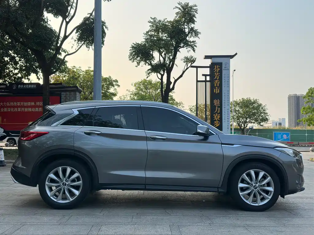 Infiniti QX50 2018 2.0T four-wheel drive elite version купить на сайте DeffCars