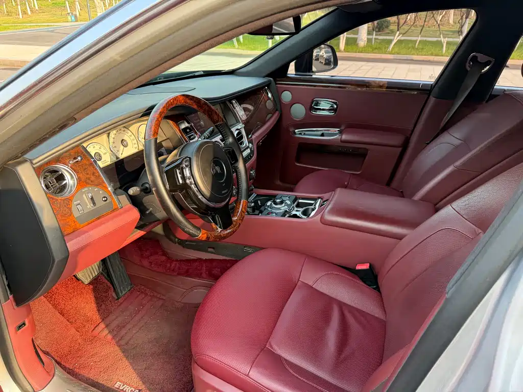 Ghost 2012 6.6T extended version купить на сайте DeffCars