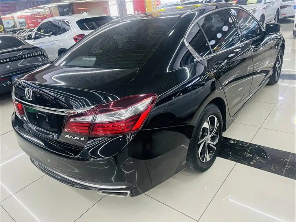 Accord 2016 2.0L Comfort Edition купить на сайте DeffCars