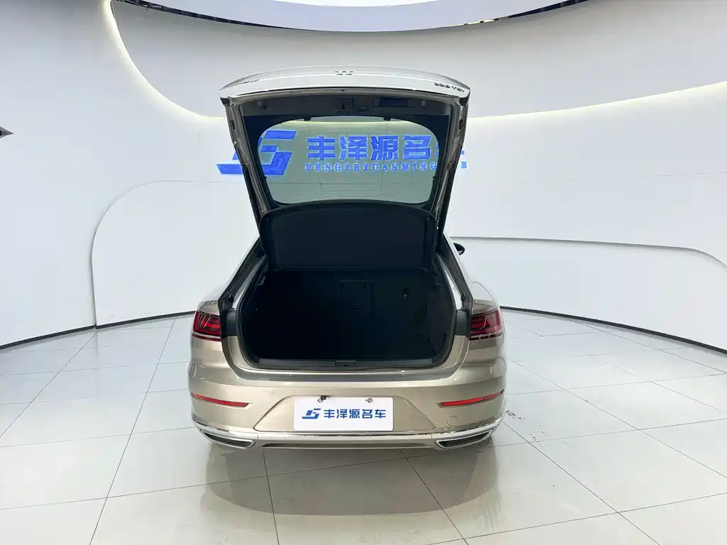 FAW-Volkswagen CC 2020 330TSI Huayan Edition National VI купить на сайте DeffCars