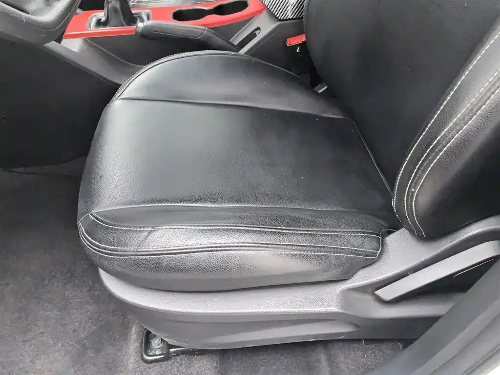 Jietu X70M 2020 1.5T manual value partner type 5 seats купить на сайте DeffCars